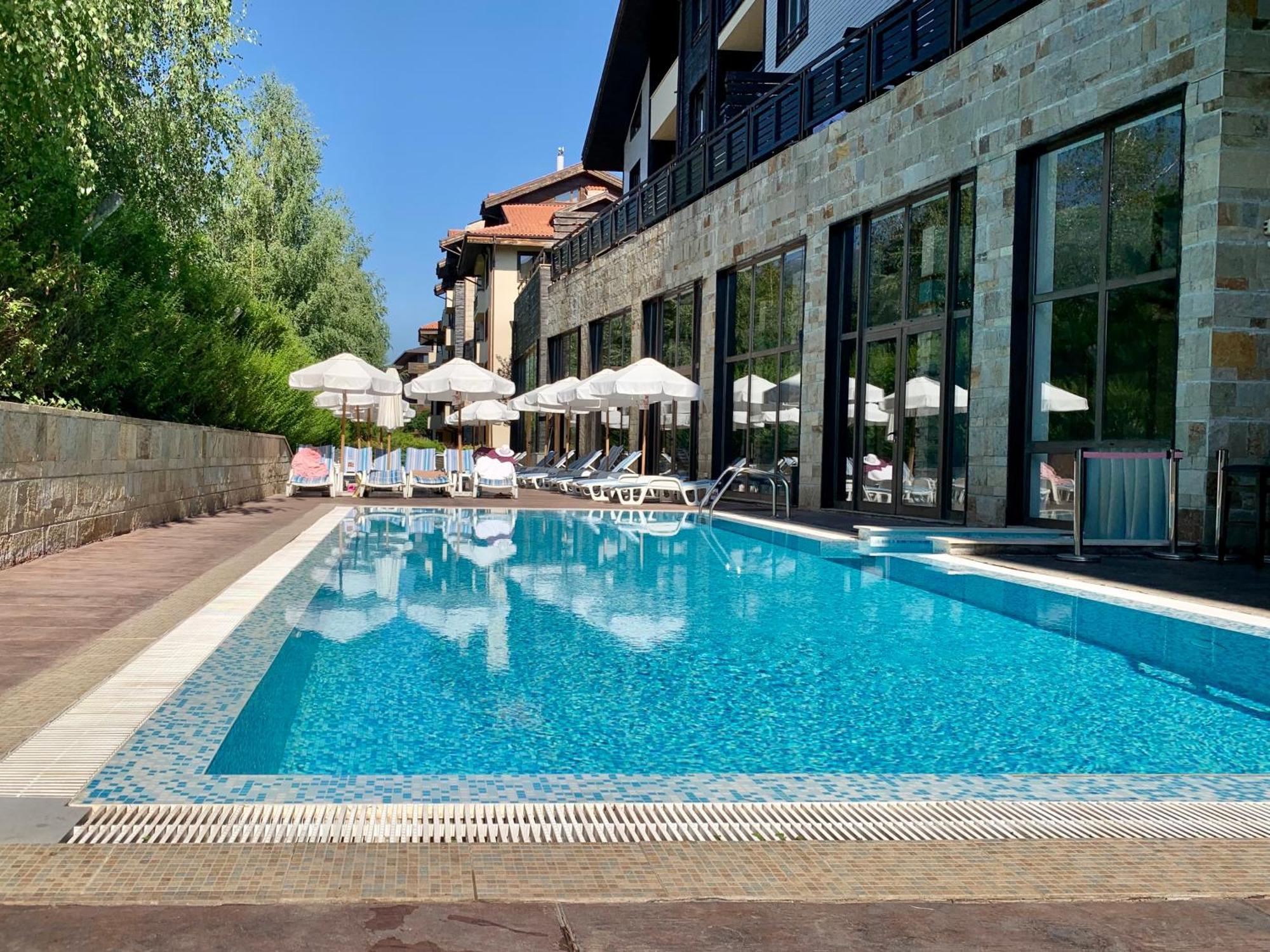 Ground Floor 2-Bedrooms, 2-Bathrooms Apartment Near Bansko In A Complex With Pools And Spa Included Разлог Екстериор снимка